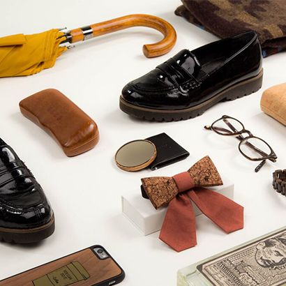 Kleiner Regenschirm und andere Accessoires