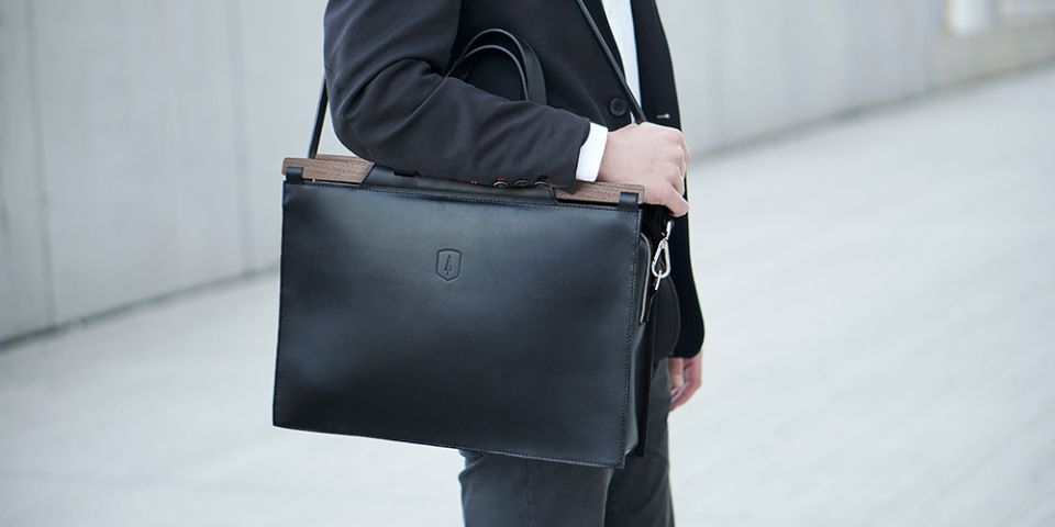 BeWooden - Herren Handtasche Aktentasche schwarzes Leder Model