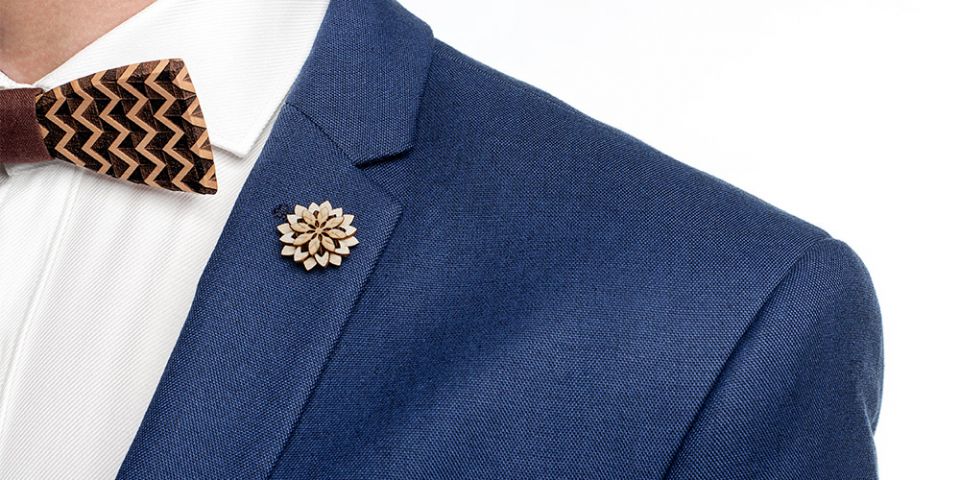 BeWooden - Broschen Bellis Flower für Herren