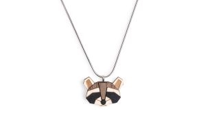 Holzanhänger Raccoon Pendant