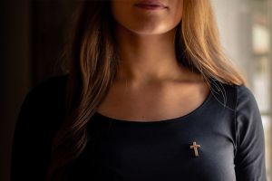 Holzbrosche Maria Cross Brooch Holzbrosche Maria Cross Brooch