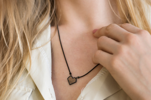 Halskette Apis Nox Necklace Heart