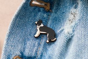 Holzbrosche Walking Collie Brooch