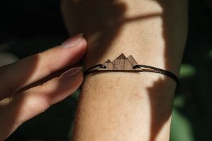 Zartes Armband Peaks Wooden Bracelet