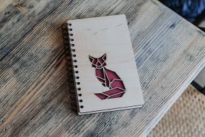 Holznotizbuch mit Fuchs Sitting Fox A5