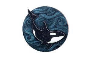 Holz-Brosche – Orca