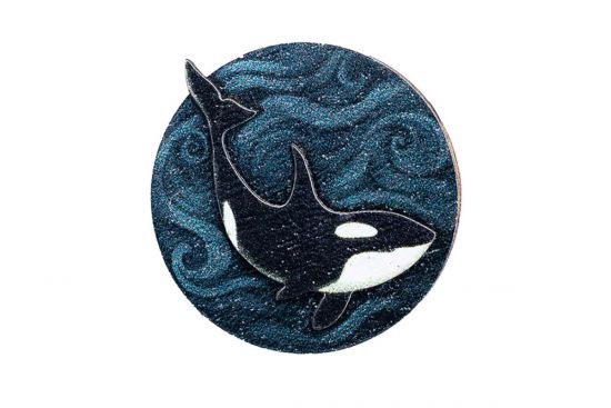 Holz-Brosche – Orca