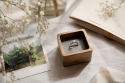 Kleine Holzschmuckbox mit Deckel